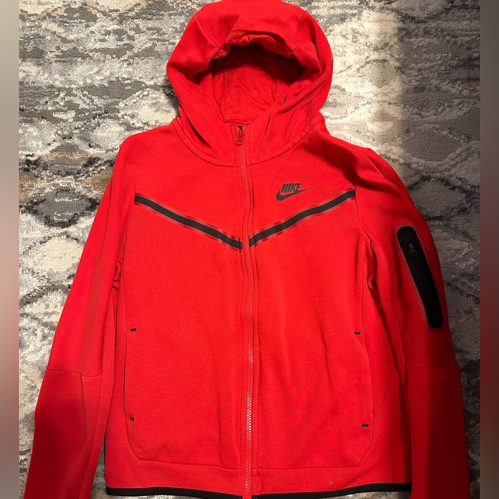 Kids Red Nike Tech (Size: L)